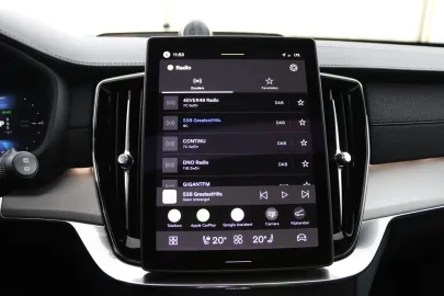Car image 47