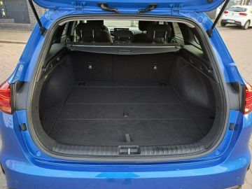 Car image 36