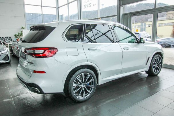 BMW X5 M50i xDrive 390 kW image number 5