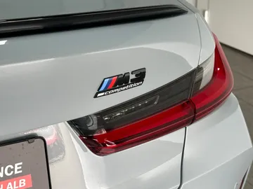 Car image 29