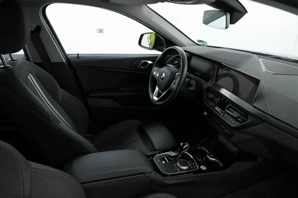 BMW 120d Sport Line xDrive 140 kW image number 6