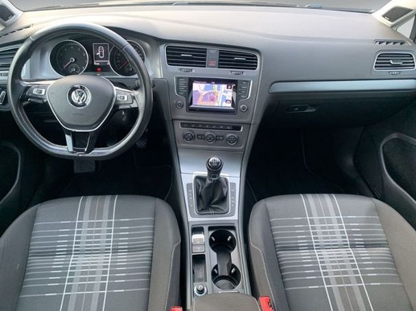 Volkswagen Golf 1.2 TSI Lounge 63 kW image number 4