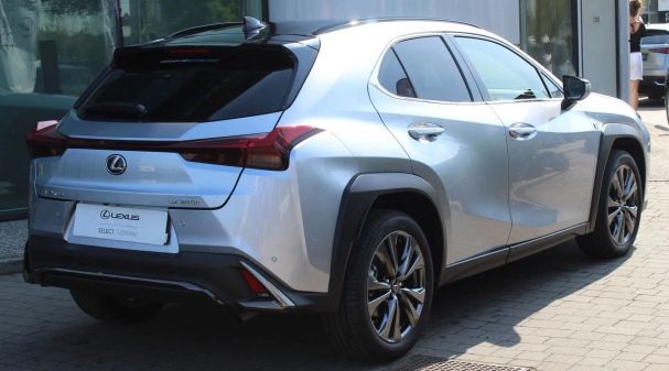 Lexus UX 135 kW image number 8