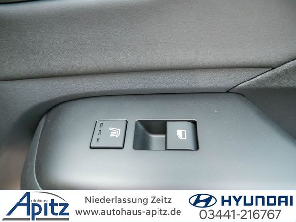 Hyundai Kona 1.6 T-GDI 146 kW image number 3