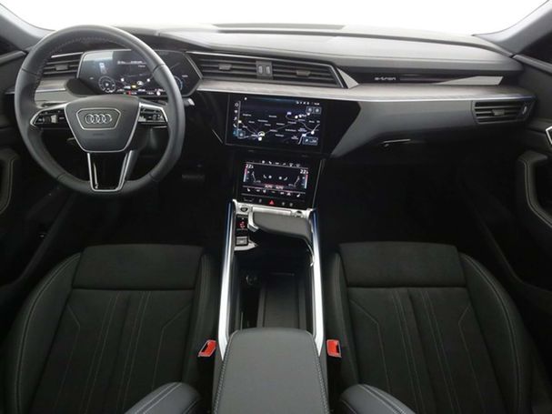 Audi Q8 55 quattro e-tron S-line Sportback 300 kW image number 10