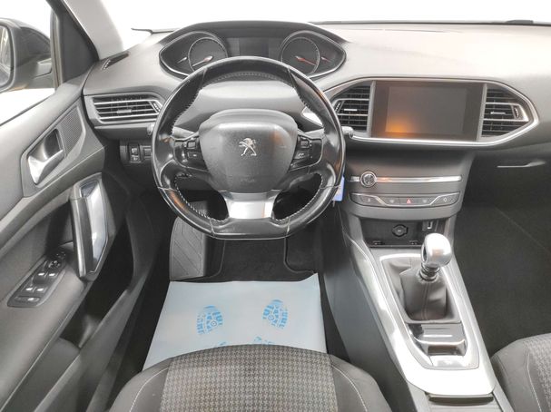 Peugeot 308 1.5 96 kW image number 13