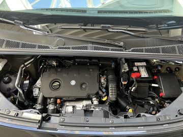 Car image 28