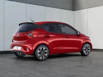 Car image 5