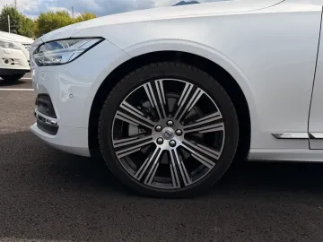 Car image 35