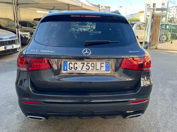 Mercedes-Benz GLC 300 de 4Matic 225 kW image number 4