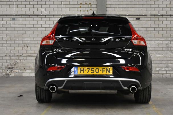 Volvo V40 T3 112 kW image number 26