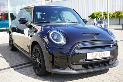 Car image 37