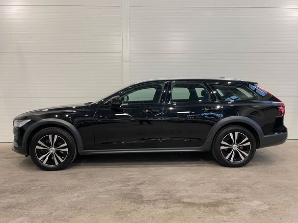 Volvo V90 Cross Country B4 AWD 146 kW image number 5