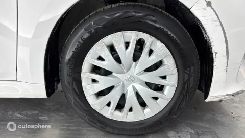 Car image 20