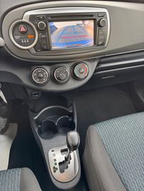 Car image 23