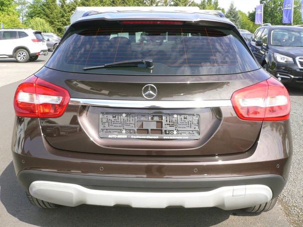 Mercedes-Benz GLA 220 4Matic 7G-DCT 135 kW image number 12