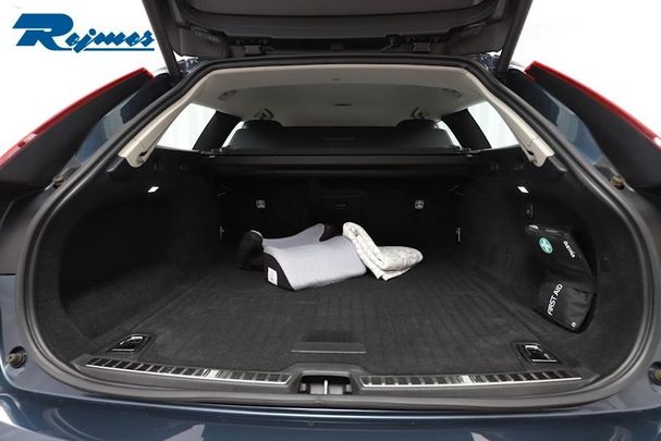 Volvo V90 T4 Momentum 140 kW image number 22