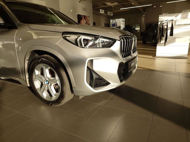 BMW X1 xDrive23i 160 kW image number 6