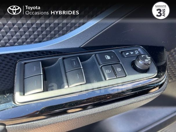 Toyota C-HR 2.0 Hybrid 135 kW image number 20