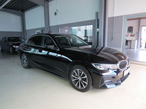 BMW 330d xDrive 195 kW image number 3