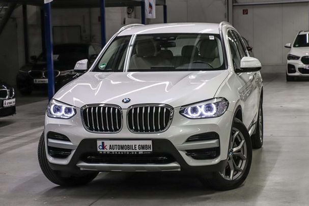 BMW X3 xDrive 210 kW image number 1