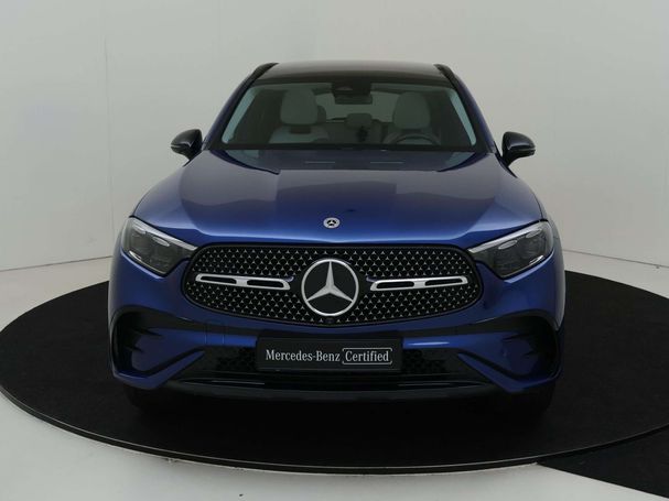 Mercedes-Benz GLC 300 e AMG Line 4Matic 230 kW image number 9