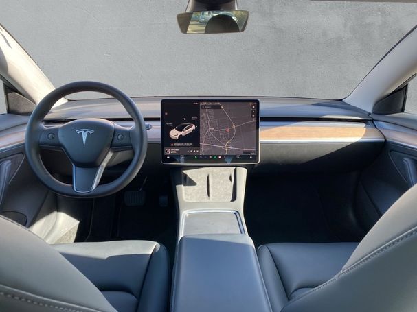 Tesla Model 3 Long Range AWD 366 kW image number 14