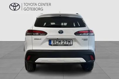 Car image 3