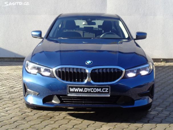 BMW 318i 115 kW image number 2