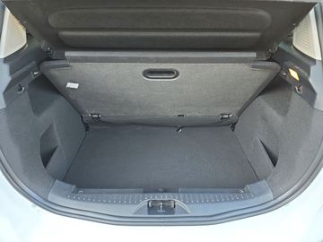 Car image 38