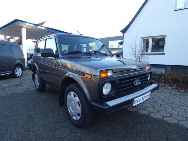 Lada Niva 4x4 61 kW image number 2