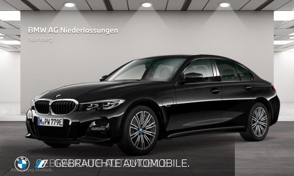 BMW 330e M 215 kW image number 1