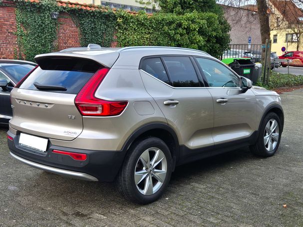 Volvo XC40 Plus 130 kW image number 6