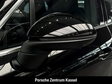 Car image 46
