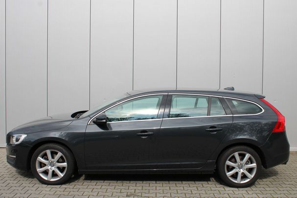 Volvo V60 T3 112 kW image number 1