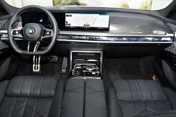 BMW i7 M70 xDrive 485 kW image number 7