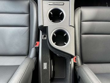 Car image 37