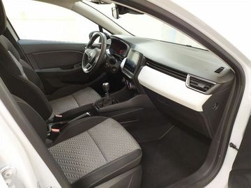 Car image 11