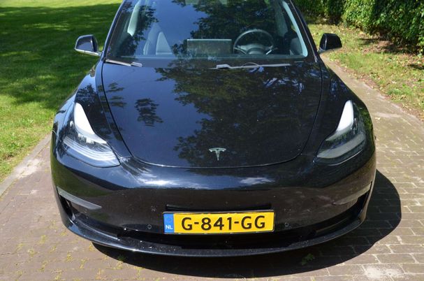 Tesla Model 3 Long Range AWD 258 kW image number 44