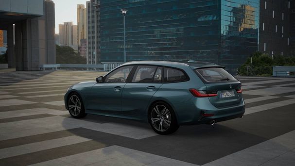 BMW 320d Touring xDrive 140 kW image number 2