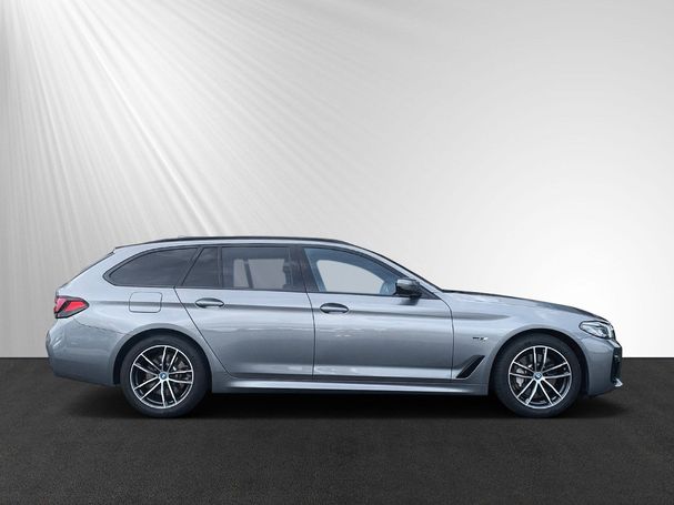 BMW 530 Touring 215 kW image number 2