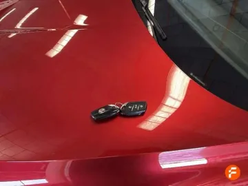 Car image 33