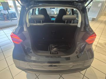 Car image 19