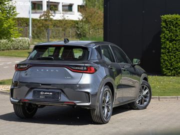 Car image 5