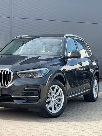 BMW X5 xDrive 210 kW image number 6