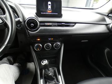 Car image 13