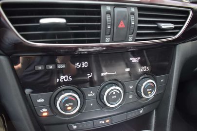 Car image 31