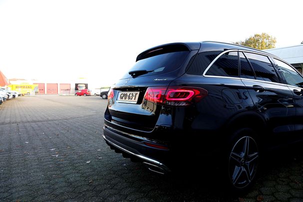 Mercedes-Benz GLC 300 e 4Matic 235 kW image number 48