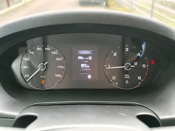 Car image 30