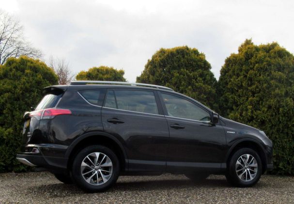 Toyota RAV 4 2.5 Hybrid 145 kW image number 2